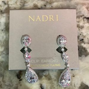 Nwt nadri clip on occasion earrings.